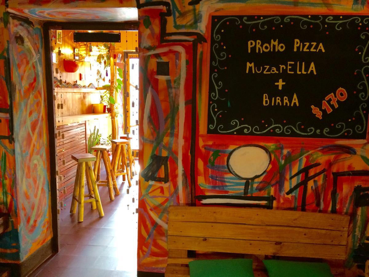 La Puerta Verde Hostel & Bar Умауака Екстер'єр фото